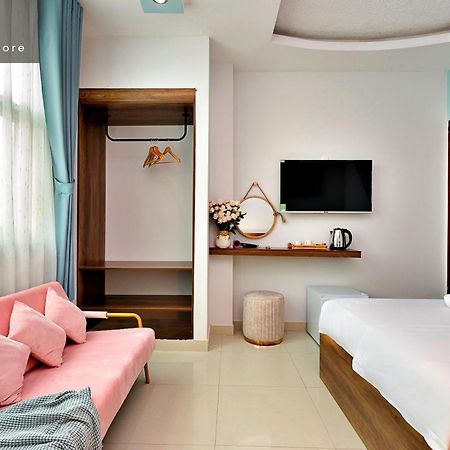 Hanz 137 Vivianne Hotel De Tham Ho Chi Minh City Exterior photo