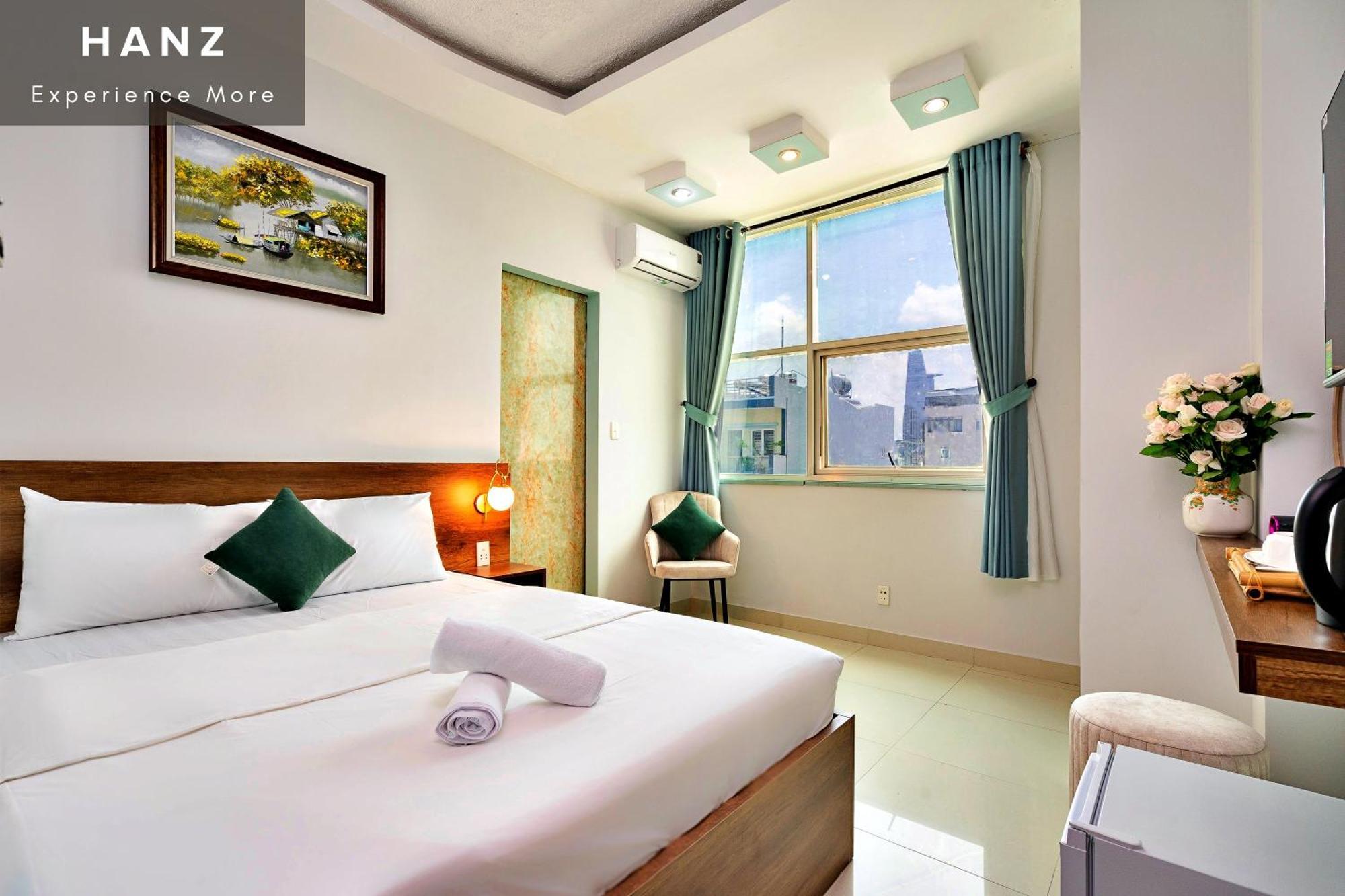 Hanz 137 Vivianne Hotel De Tham Ho Chi Minh City Exterior photo