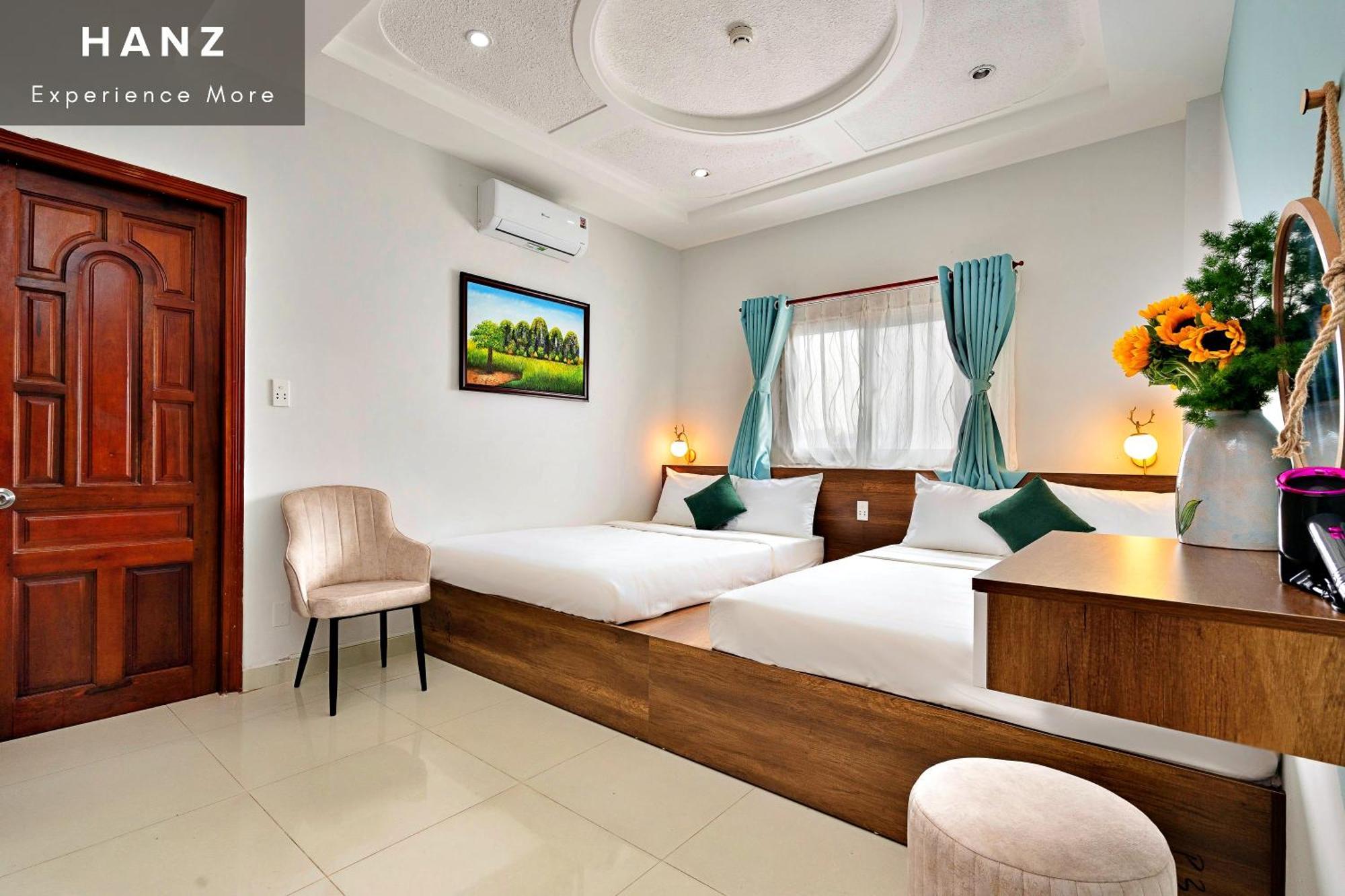 Hanz 137 Vivianne Hotel De Tham Ho Chi Minh City Exterior photo