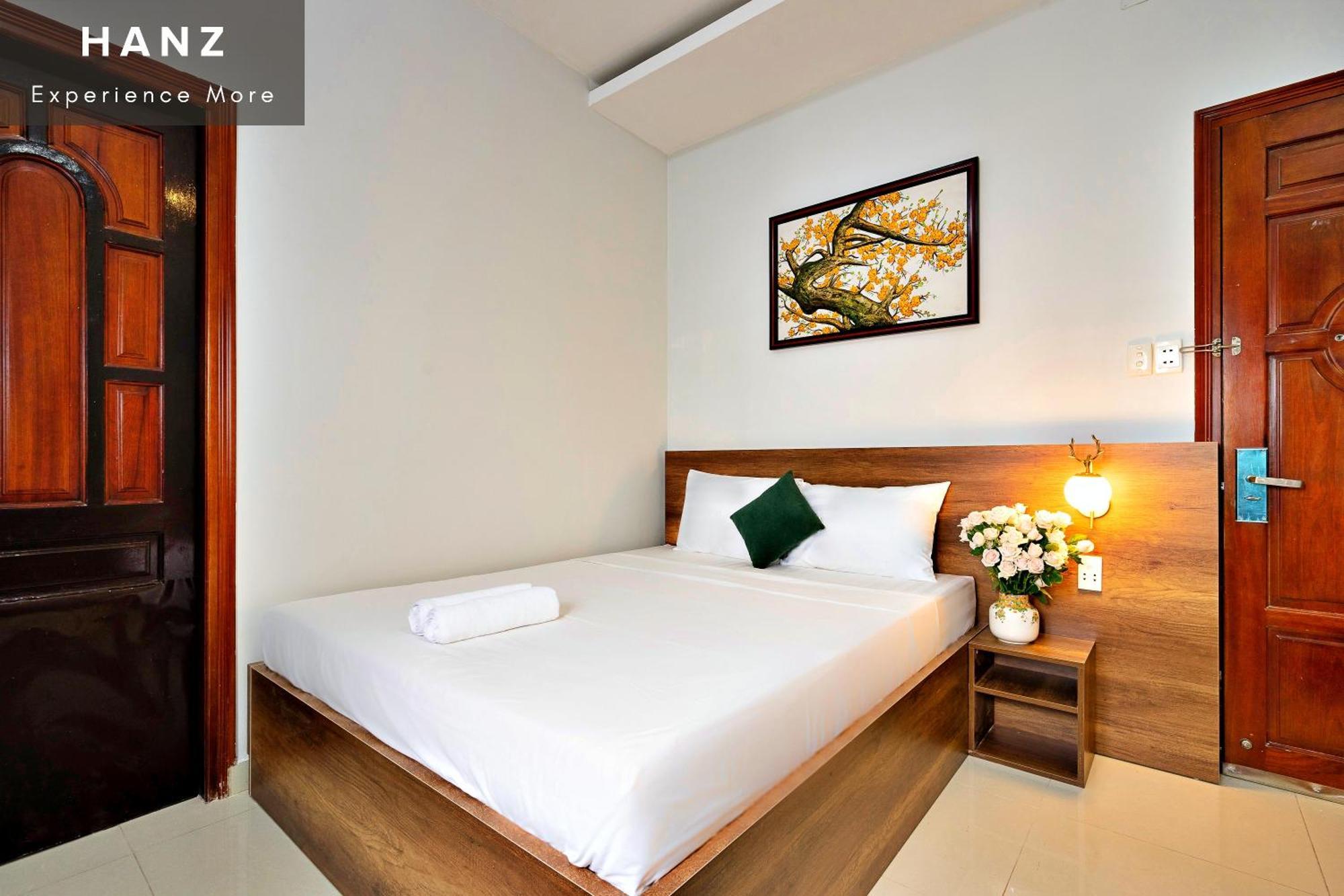 Hanz 137 Vivianne Hotel De Tham Ho Chi Minh City Exterior photo